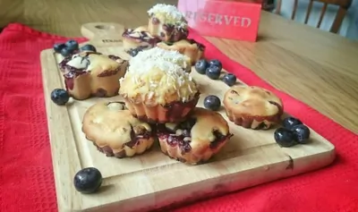 Маффины с целой голубикой