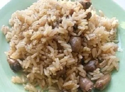 Рис с сердечками в рукаве