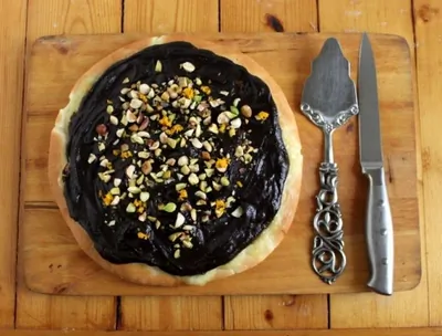 Пицца с шоколадом