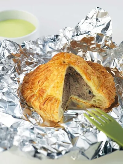 Пирожок с говядиной