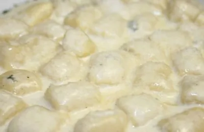 Ньокки в сливочном соусе с беконом