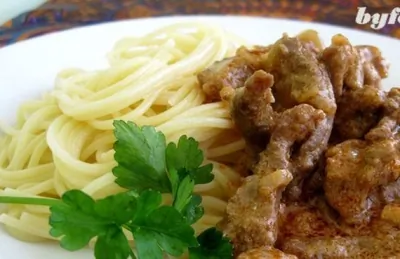 Бефстроганов с грибами