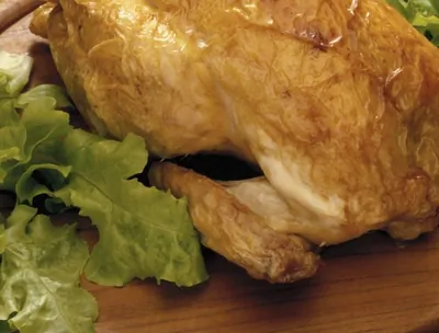 Курица, запеченная со сливочным маслом и травами