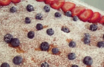 Яблочный пирог с миндалем и апельсиновой цедрой