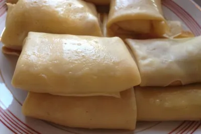 Блинчики с творогом и бальзамическим кремом