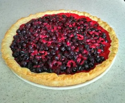 Пирог со смородиной