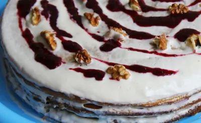 Медовый торт со сметанным кремом