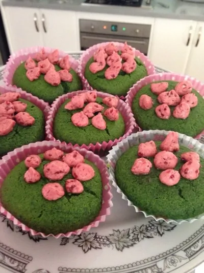 Маффины со шпинатом и белым шоколадом