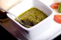 Ароматный зеленый соус