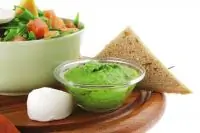 Песто из рукколы и грецких орехов