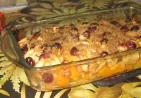 Печеная тыква с яблоками и клюквой