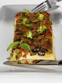 Запеканка из цветной капусты с рататуем