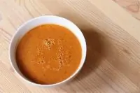 Пряный средиземноморский винегрет с морковным соком