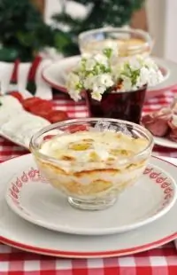 Простой яблочный пудинг