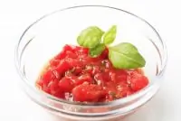 Свежий томатный винегрет