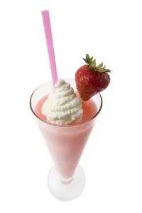 Клубничная содовая с мороженым