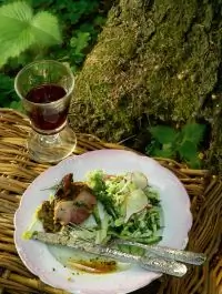 Индейка в тархуне, базилике и петрушке