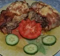 Картофельная запеканка с фаршем в беконе