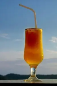 Освежающий зеленый чай с манго