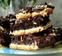 Брауни с орехом