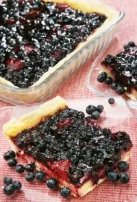 Черничный торт с лимонной цедрой