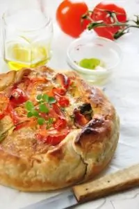 Пирог с цукини, черри и бокончини