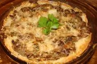 Грибной пирог с сыром