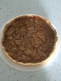 Грушевый пирог с медово-лимонной пряной заливкой