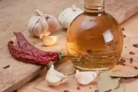 Острое чесночное масло с чили