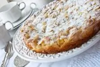 Персиковый пирог с миндалем