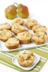 Кукурузные маффины с грушей и карамелизованным имбирем