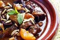 Тажин из баранины с черносливом и тыквой