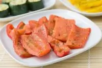 Жареные перцы с чесноком и травами