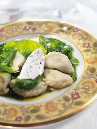 Вареники с творогом и шпинатом
