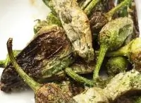 Жареные зеленые чили