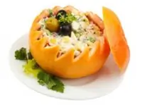 Морепродукты в грейпфруте