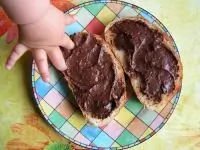 Шоколадная паста с грецкими орехами и ванилью