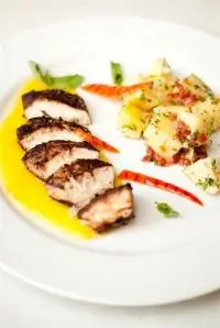 Курица, жареная в какао