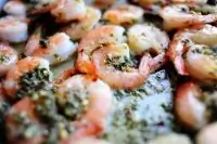 Лимонные креветки со специями