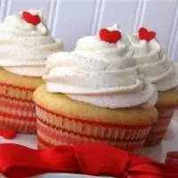 Простые белые кексы