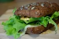 Сэндвич с курицей карри