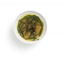 Куриный бульон с водорослями нори