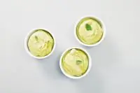 Фисташковый мусс с авокадо