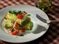 Каннеллони с таледжо, спаржей и грецкими орехами