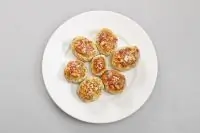 Деревенские котлеты из кролика с пряными травами и пармезаном