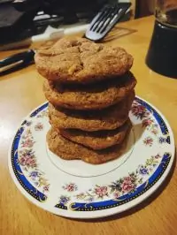 Постные медово-ржаные лепешки