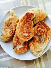 Чебуреки с грибами и сыром