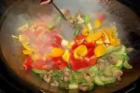 Овощи в воке по китайски