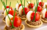 Тарталетки с печеночным муссом