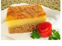 Запеканка с фаршем и картофелем